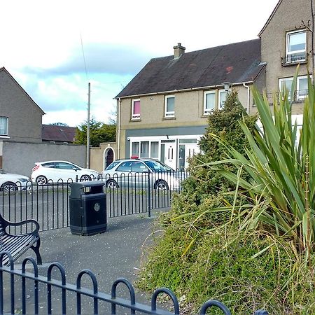 Edinburgh House Apartments ภายนอก รูปภาพ