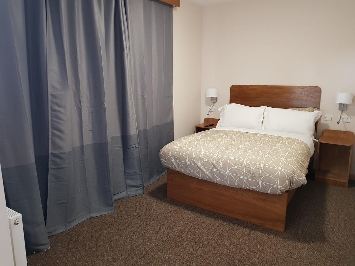 Edinburgh House Apartments ภายนอก รูปภาพ