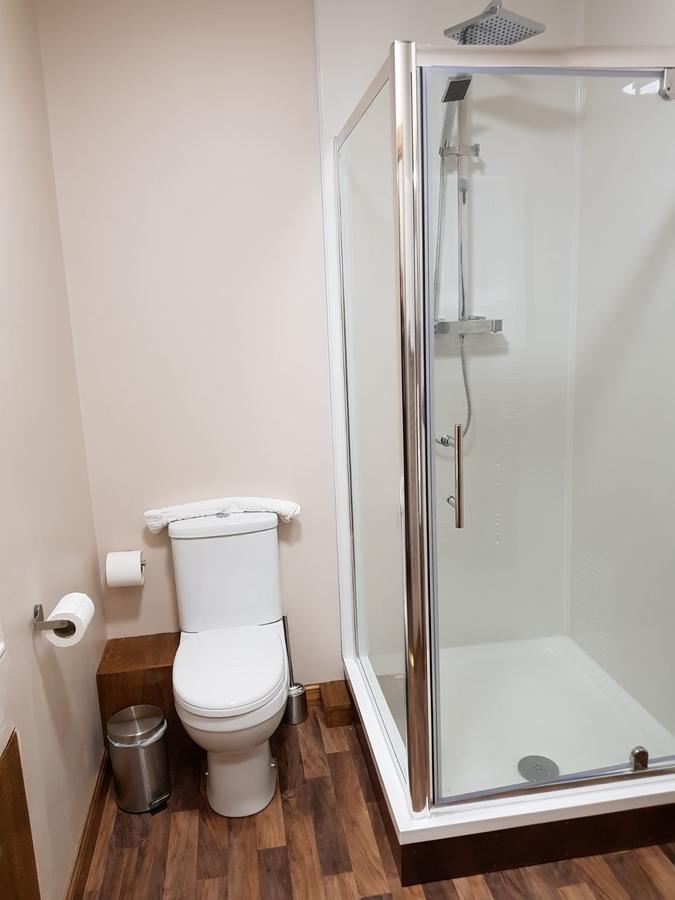 Edinburgh House Apartments ภายนอก รูปภาพ
